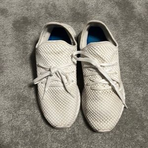 Triple white adidas DERUPT no box. Worn in.